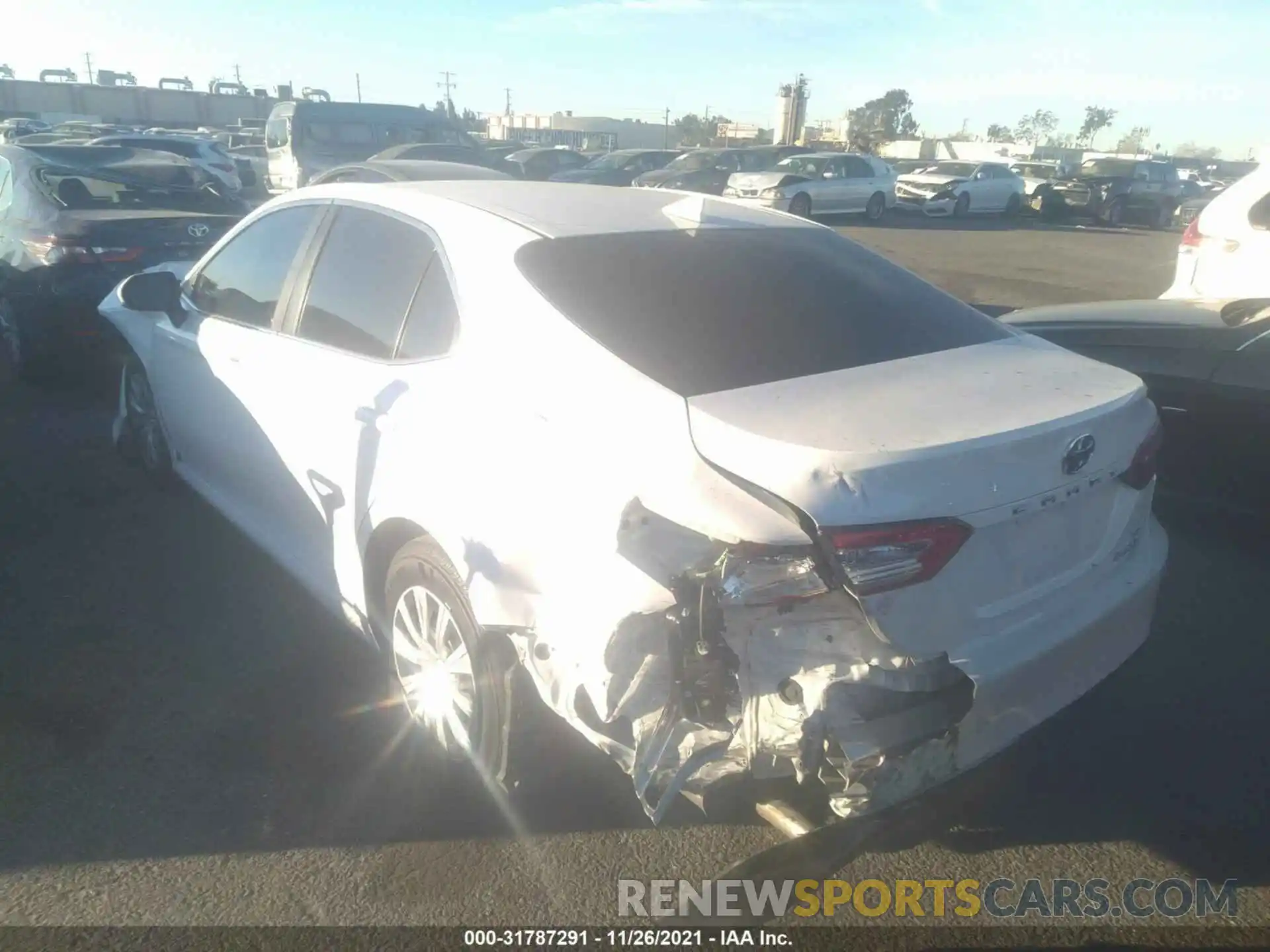 3 Photograph of a damaged car 4T1C31AK5LU527180 TOYOTA CAMRY 2020