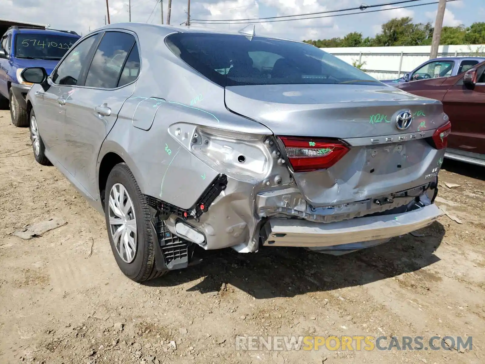 3 Photograph of a damaged car 4T1C31AK5LU533125 TOYOTA CAMRY 2020