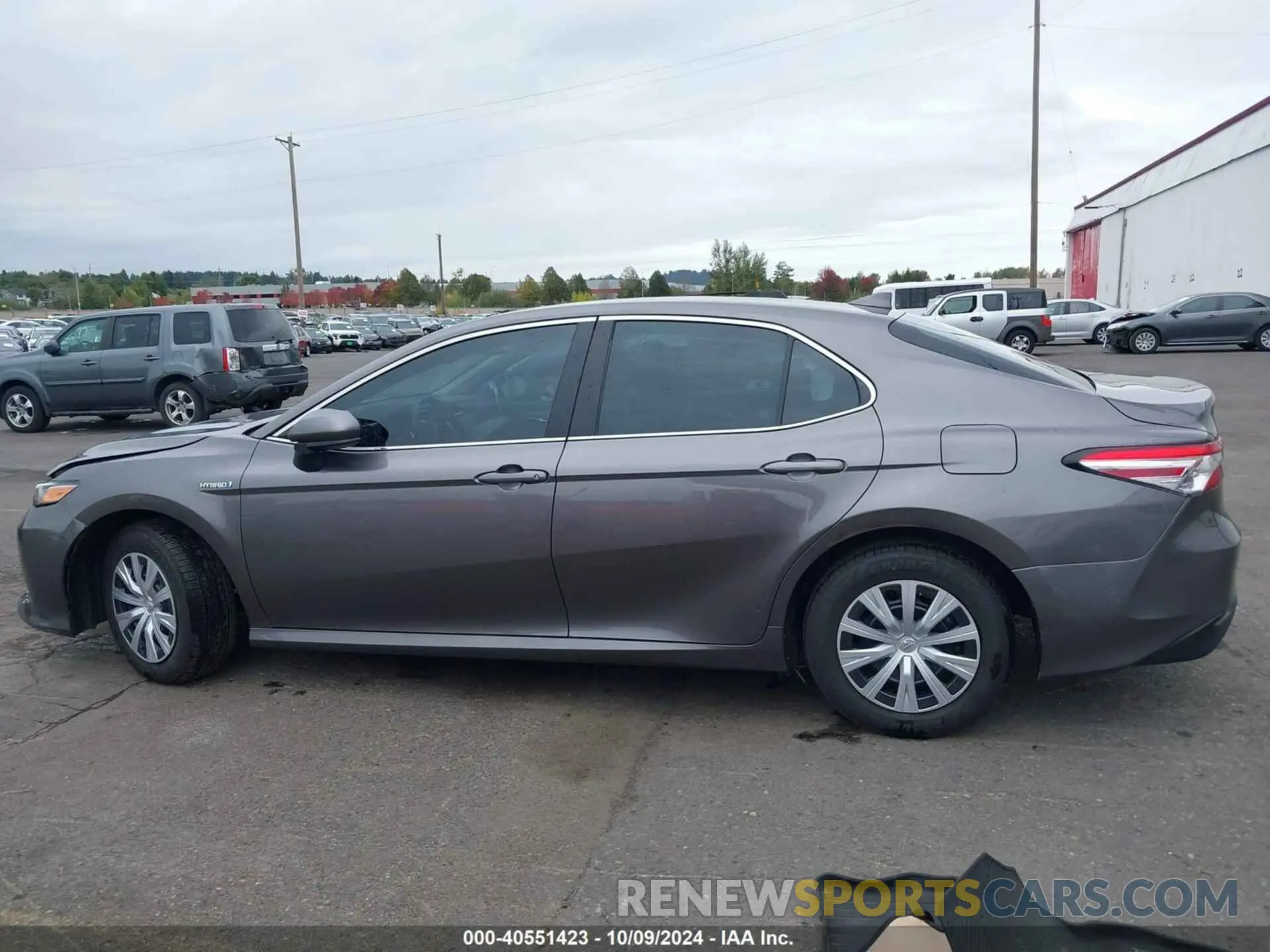 14 Photograph of a damaged car 4T1C31AK5LU535800 TOYOTA CAMRY 2020