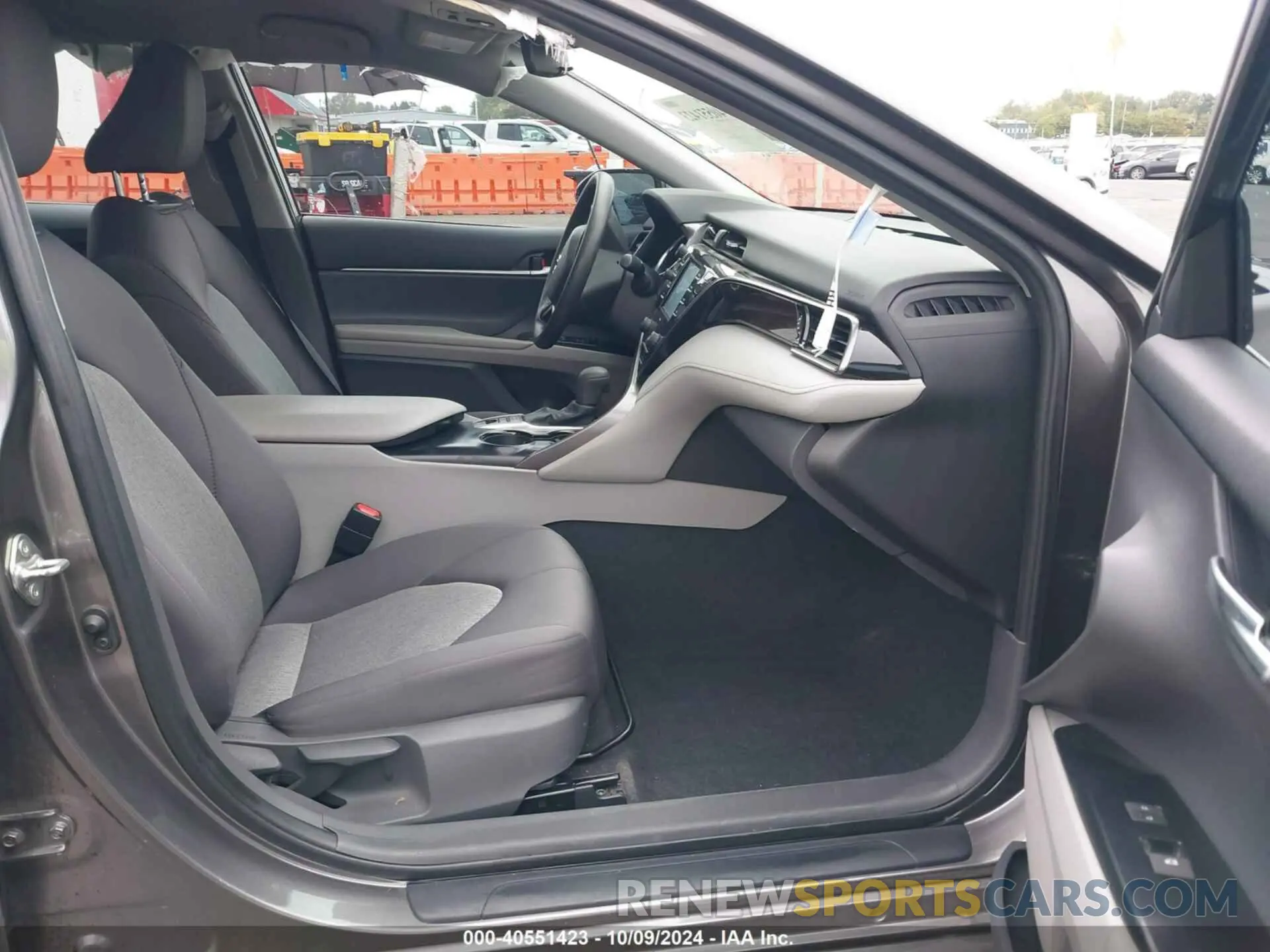 5 Photograph of a damaged car 4T1C31AK5LU535800 TOYOTA CAMRY 2020
