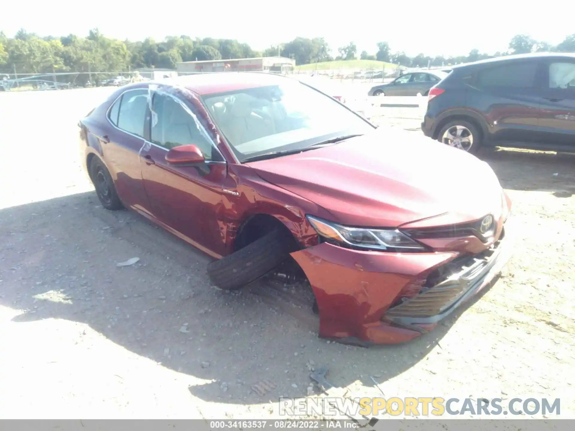 1 Photograph of a damaged car 4T1C31AK5LU536820 TOYOTA CAMRY 2020