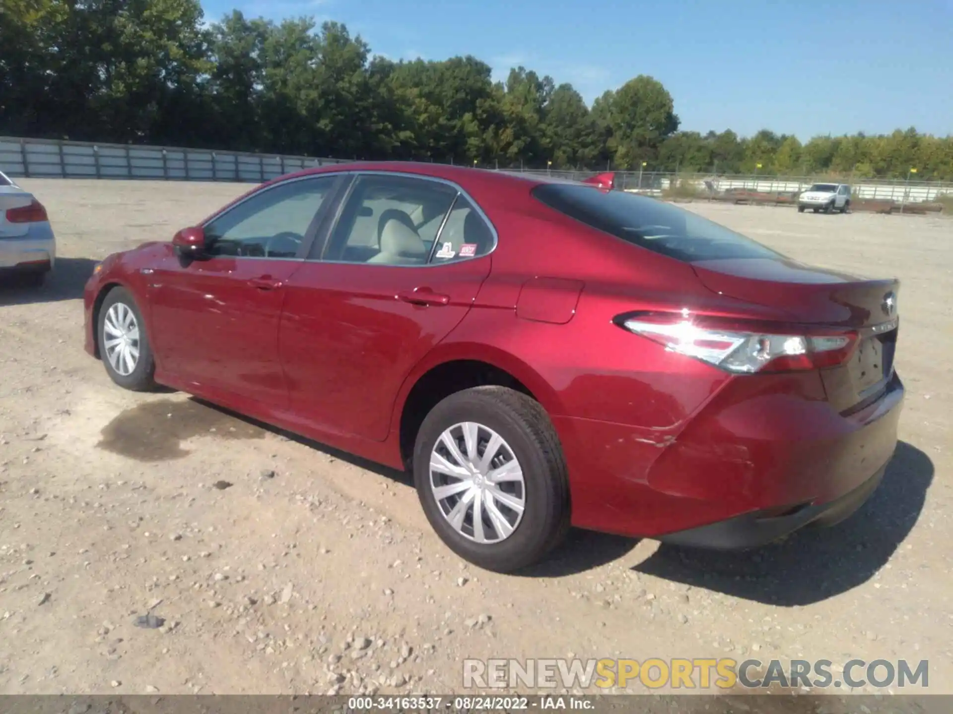 3 Photograph of a damaged car 4T1C31AK5LU536820 TOYOTA CAMRY 2020