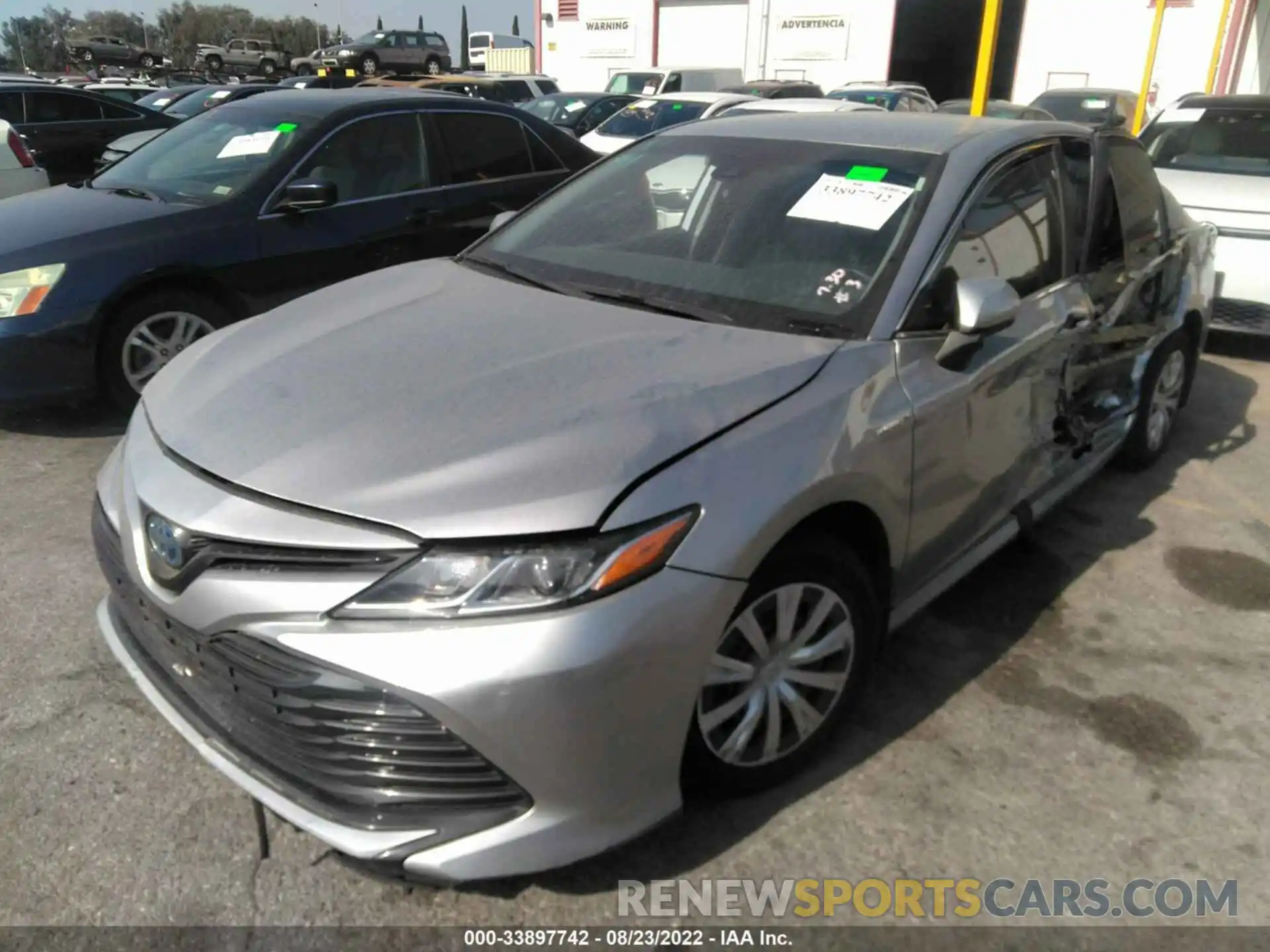 2 Photograph of a damaged car 4T1C31AK5LU539250 TOYOTA CAMRY 2020