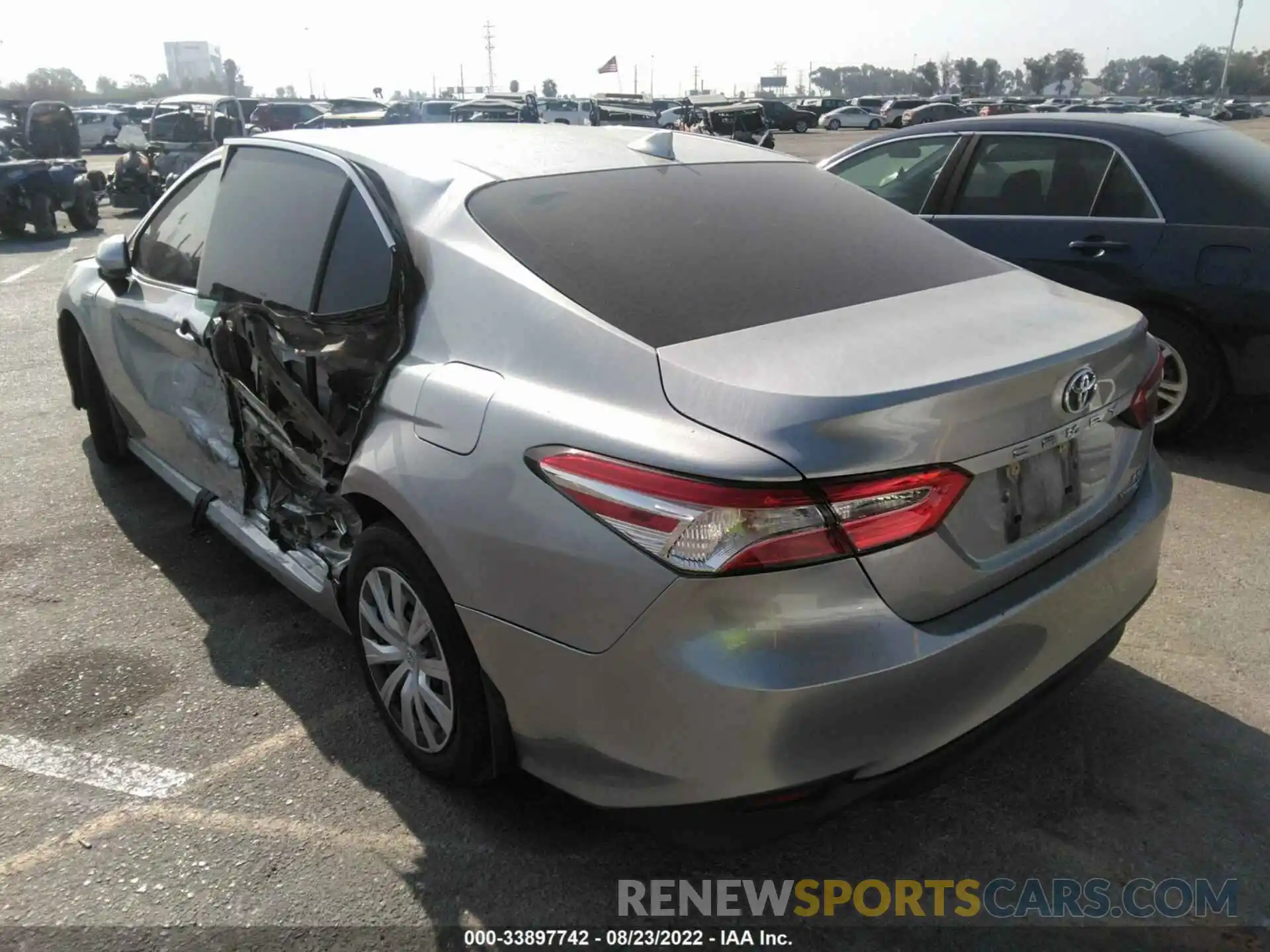 3 Photograph of a damaged car 4T1C31AK5LU539250 TOYOTA CAMRY 2020