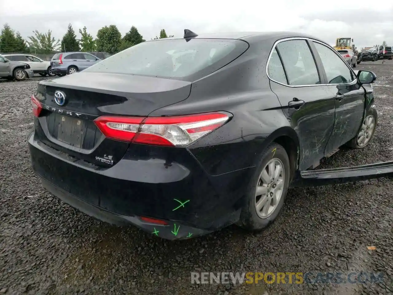 4 Photograph of a damaged car 4T1C31AK6LU014858 TOYOTA CAMRY 2020