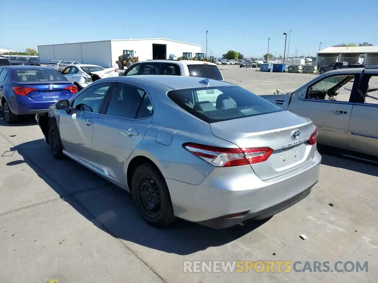 3 Photograph of a damaged car 4T1C31AK6LU019574 TOYOTA CAMRY 2020