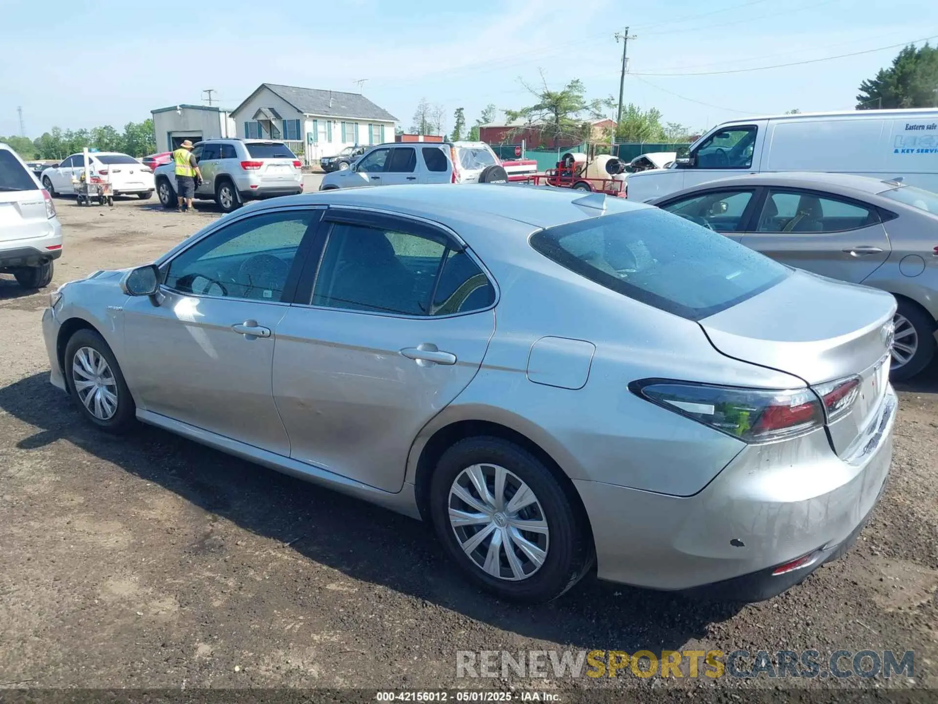 3 Photograph of a damaged car 4T1C31AK6LU523123 TOYOTA CAMRY 2020
