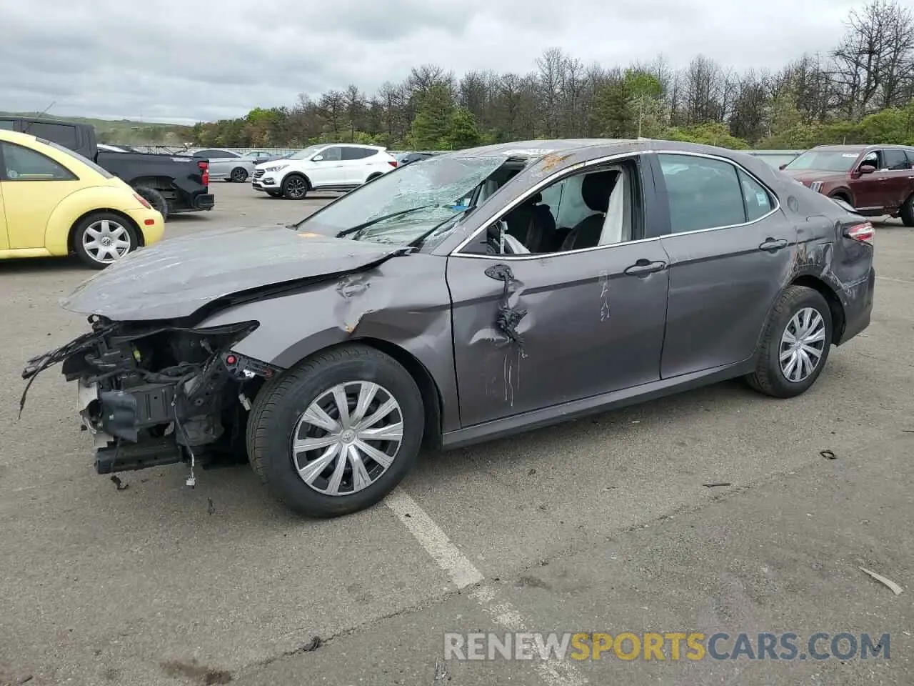 1 Photograph of a damaged car 4T1C31AK7LU013296 TOYOTA CAMRY 2020