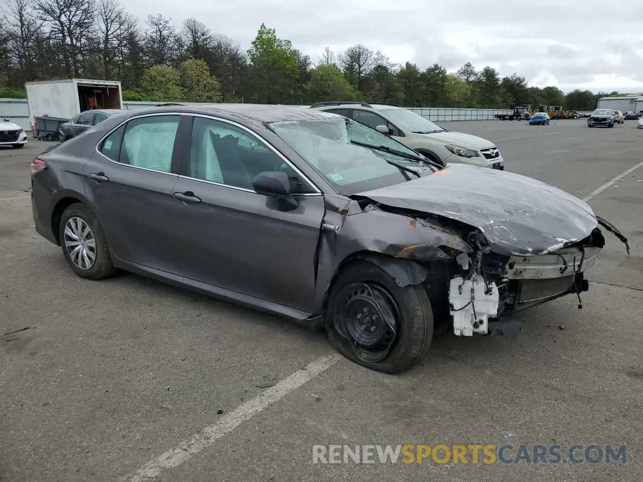 4 Photograph of a damaged car 4T1C31AK7LU013296 TOYOTA CAMRY 2020