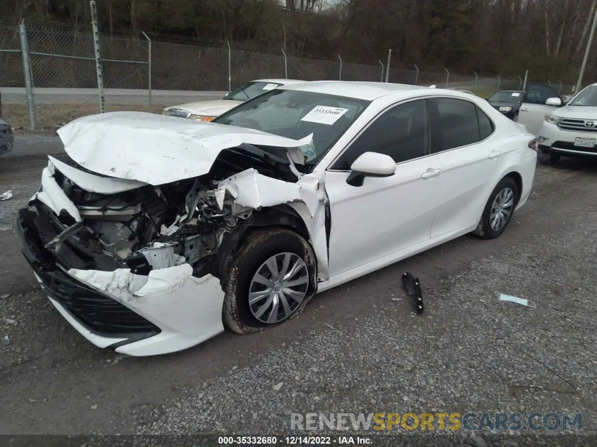 2 Photograph of a damaged car 4T1C31AK7LU526239 TOYOTA CAMRY 2020