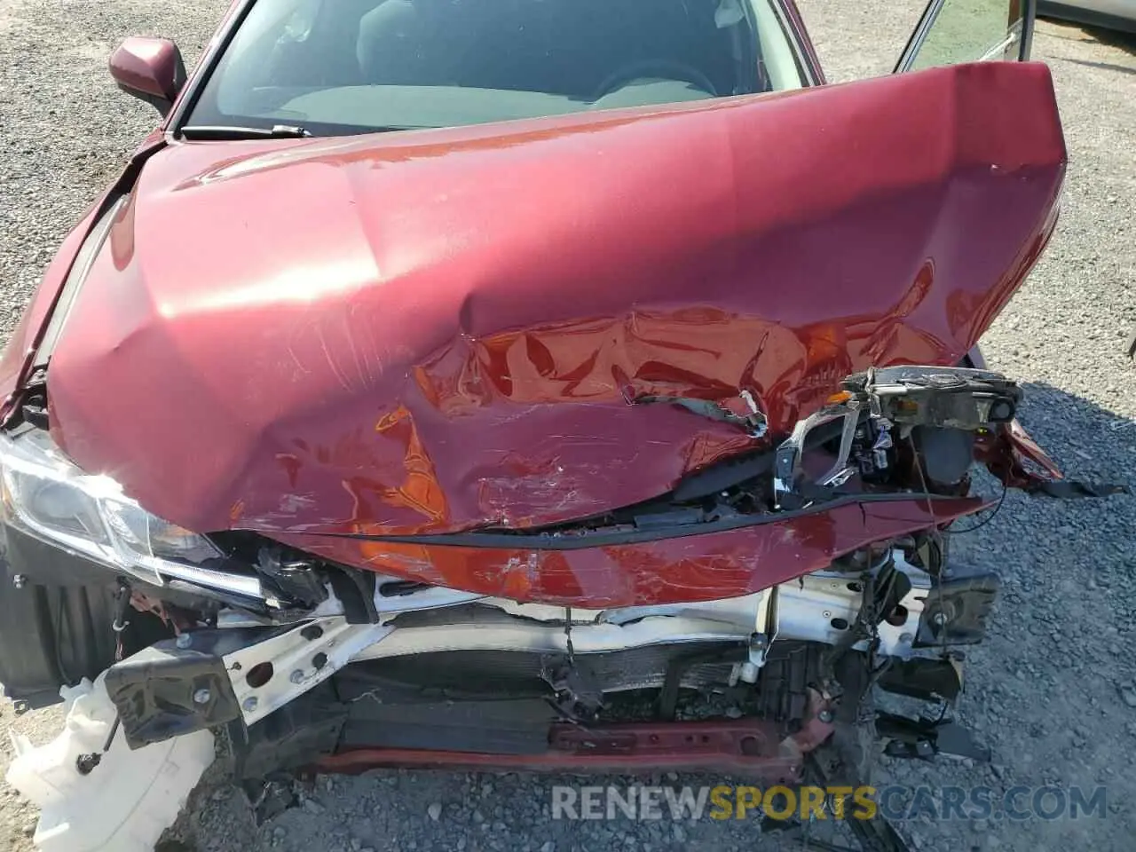 11 Photograph of a damaged car 4T1C31AK7LU528802 TOYOTA CAMRY 2020