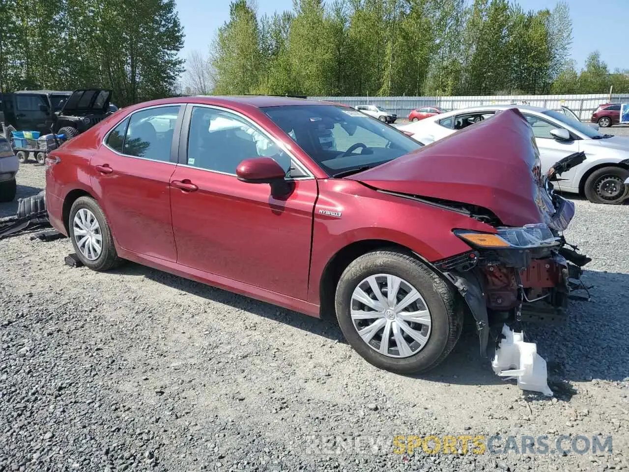 4 Photograph of a damaged car 4T1C31AK7LU528802 TOYOTA CAMRY 2020