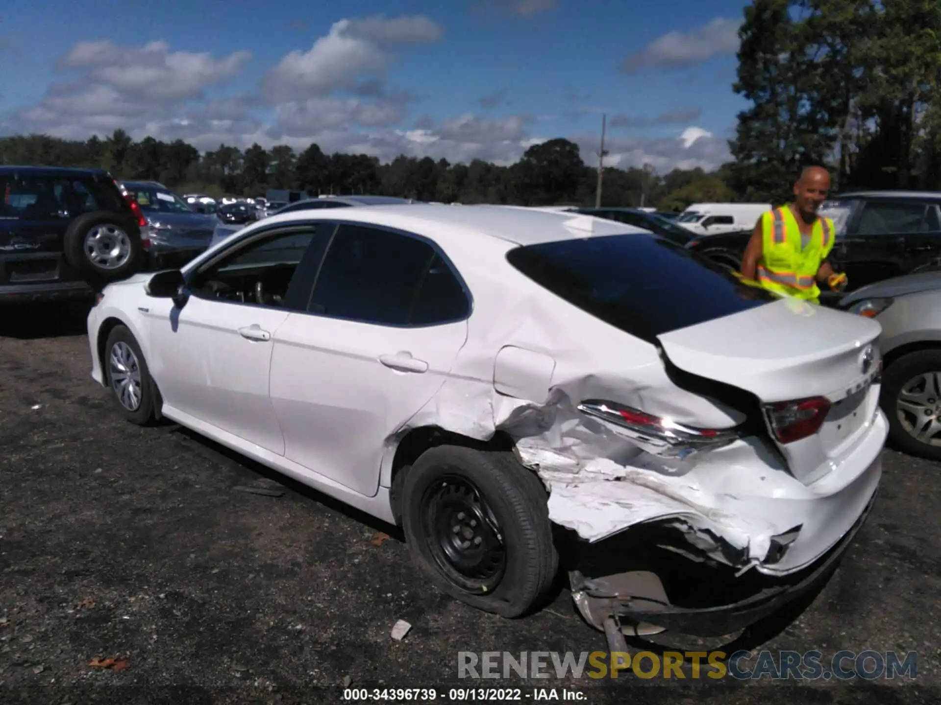 3 Photograph of a damaged car 4T1C31AK7LU535619 TOYOTA CAMRY 2020