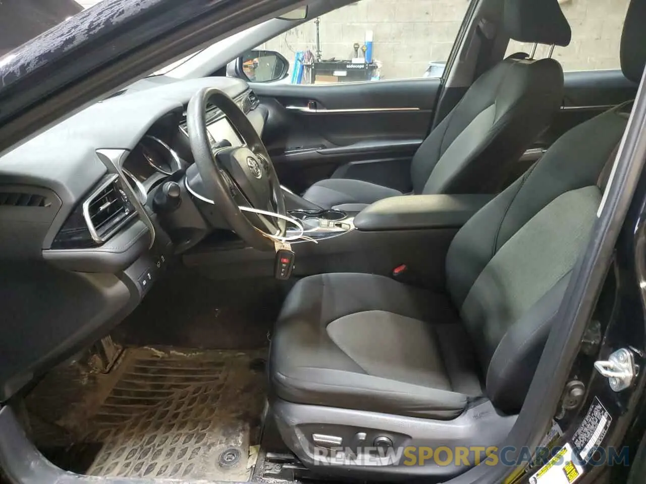 7 Photograph of a damaged car 4T1C31AK7LU536429 TOYOTA CAMRY 2020