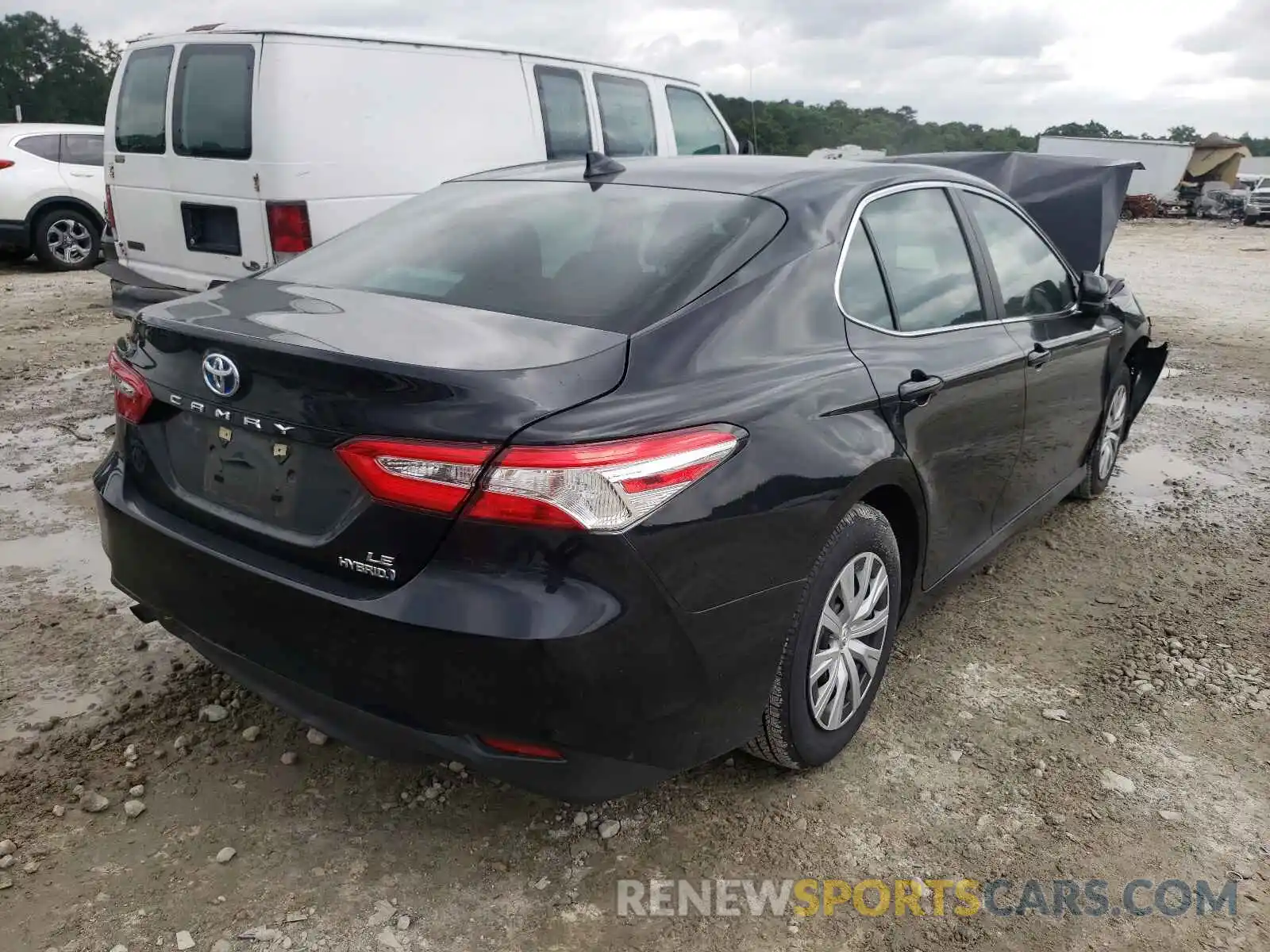 4 Photograph of a damaged car 4T1C31AK7LU540741 TOYOTA CAMRY 2020