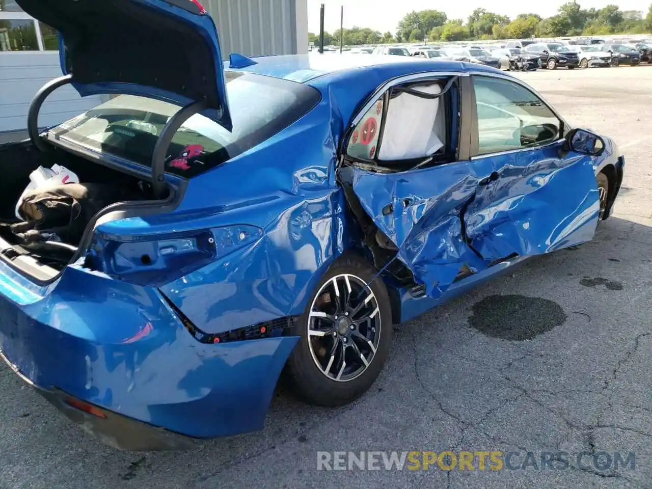 9 Photograph of a damaged car 4T1C31AK8LU010214 TOYOTA CAMRY 2020