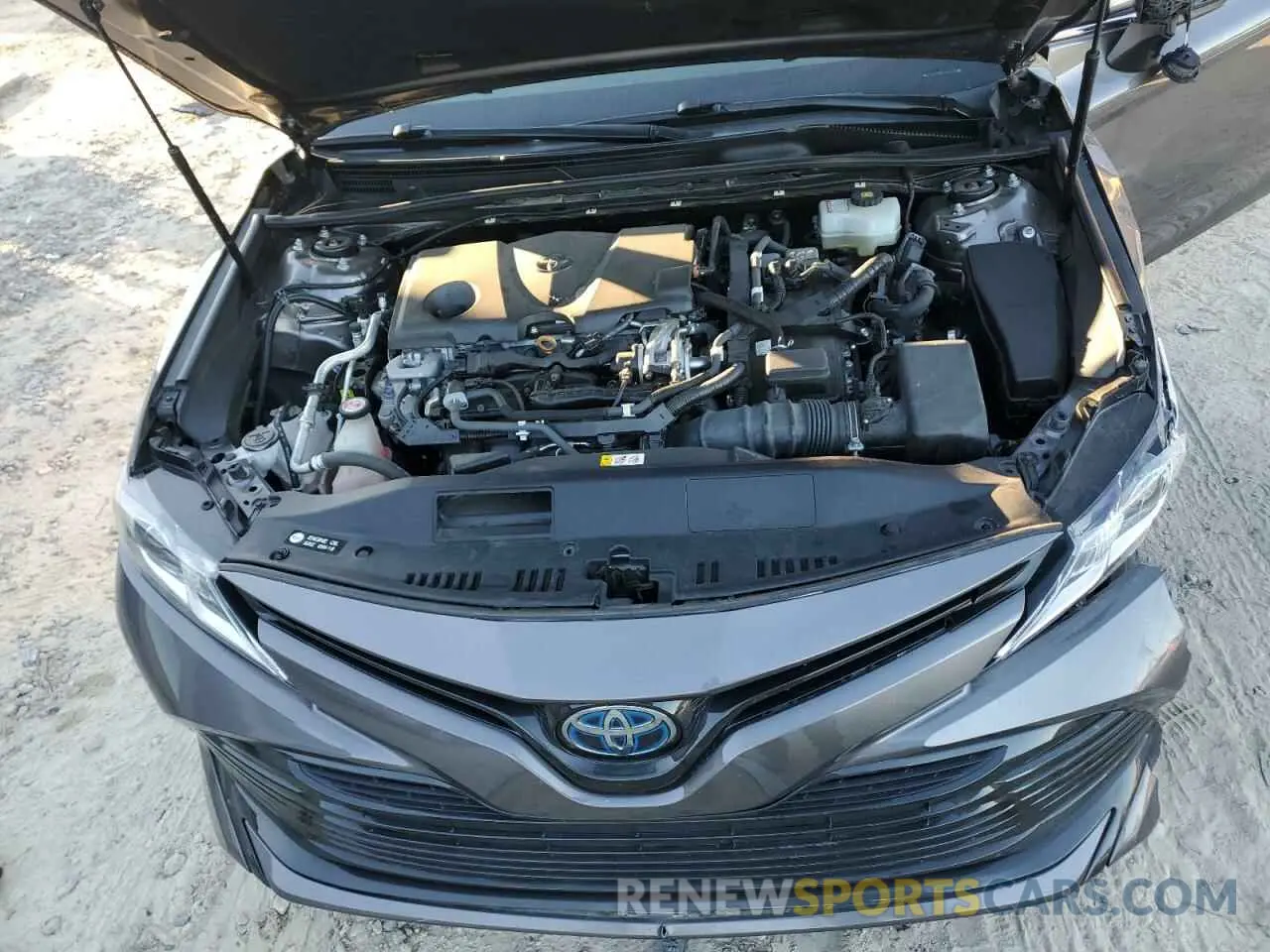 11 Photograph of a damaged car 4T1C31AK8LU013999 TOYOTA CAMRY 2020