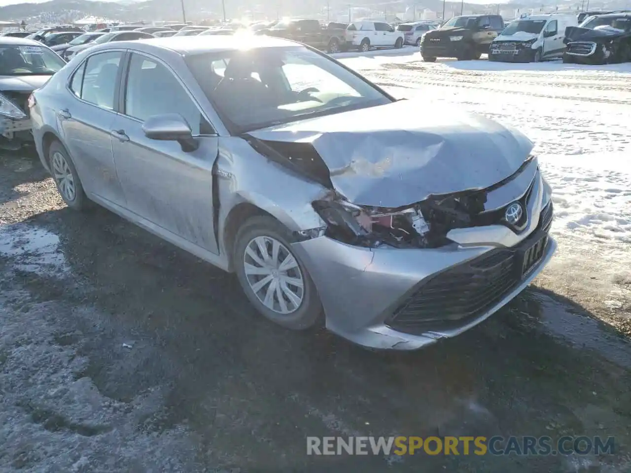 1 Photograph of a damaged car 4T1C31AK8LU519610 TOYOTA CAMRY 2020