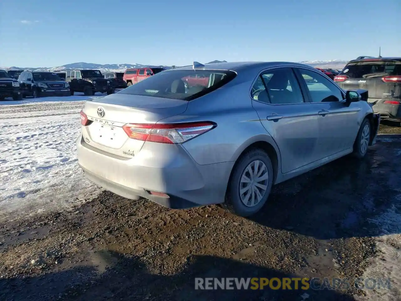 4 Photograph of a damaged car 4T1C31AK8LU519610 TOYOTA CAMRY 2020