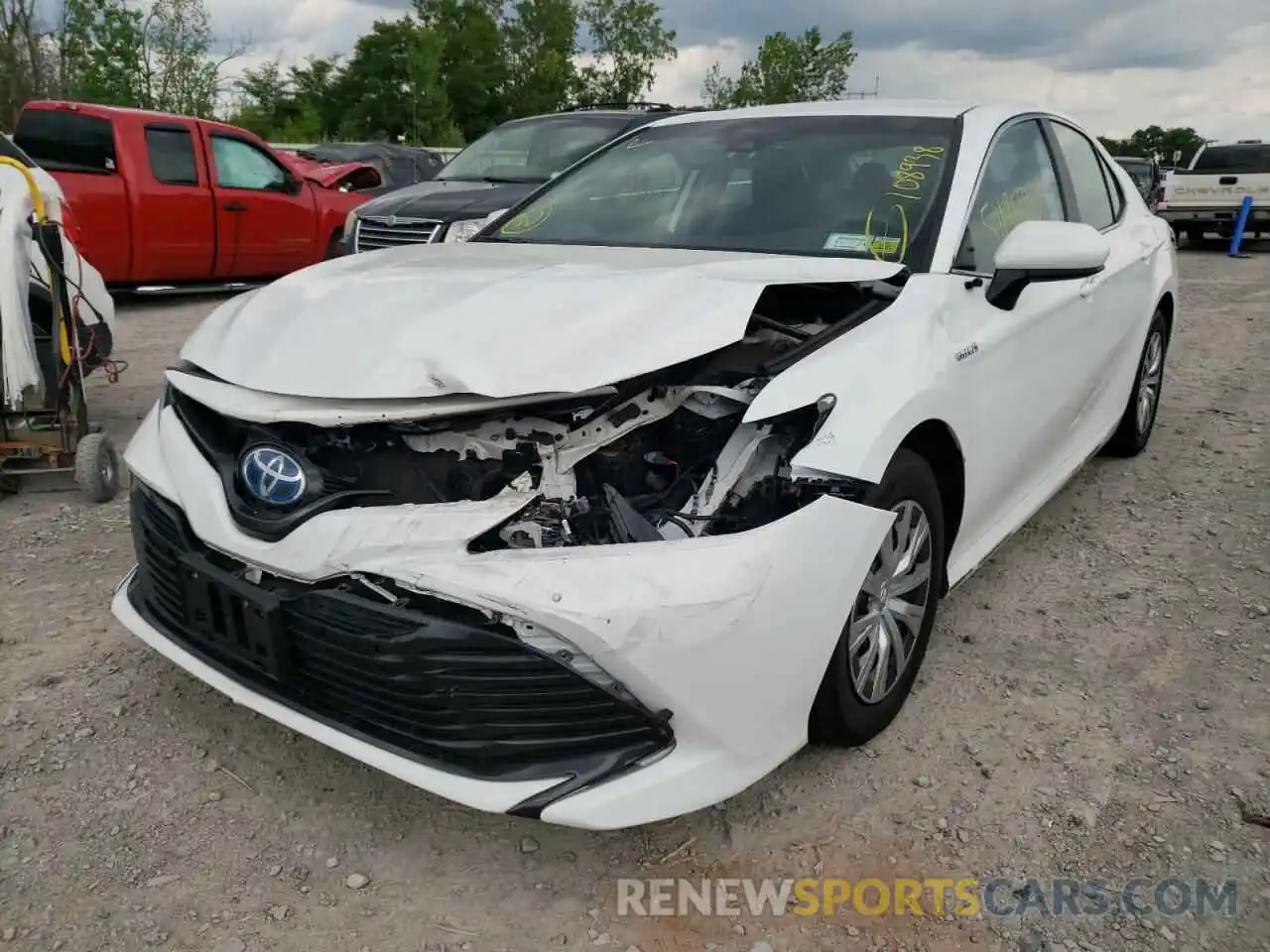 2 Photograph of a damaged car 4T1C31AK8LU521650 TOYOTA CAMRY 2020