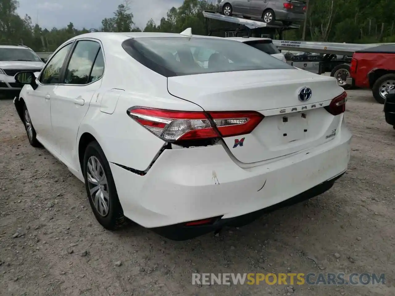 3 Photograph of a damaged car 4T1C31AK8LU521650 TOYOTA CAMRY 2020