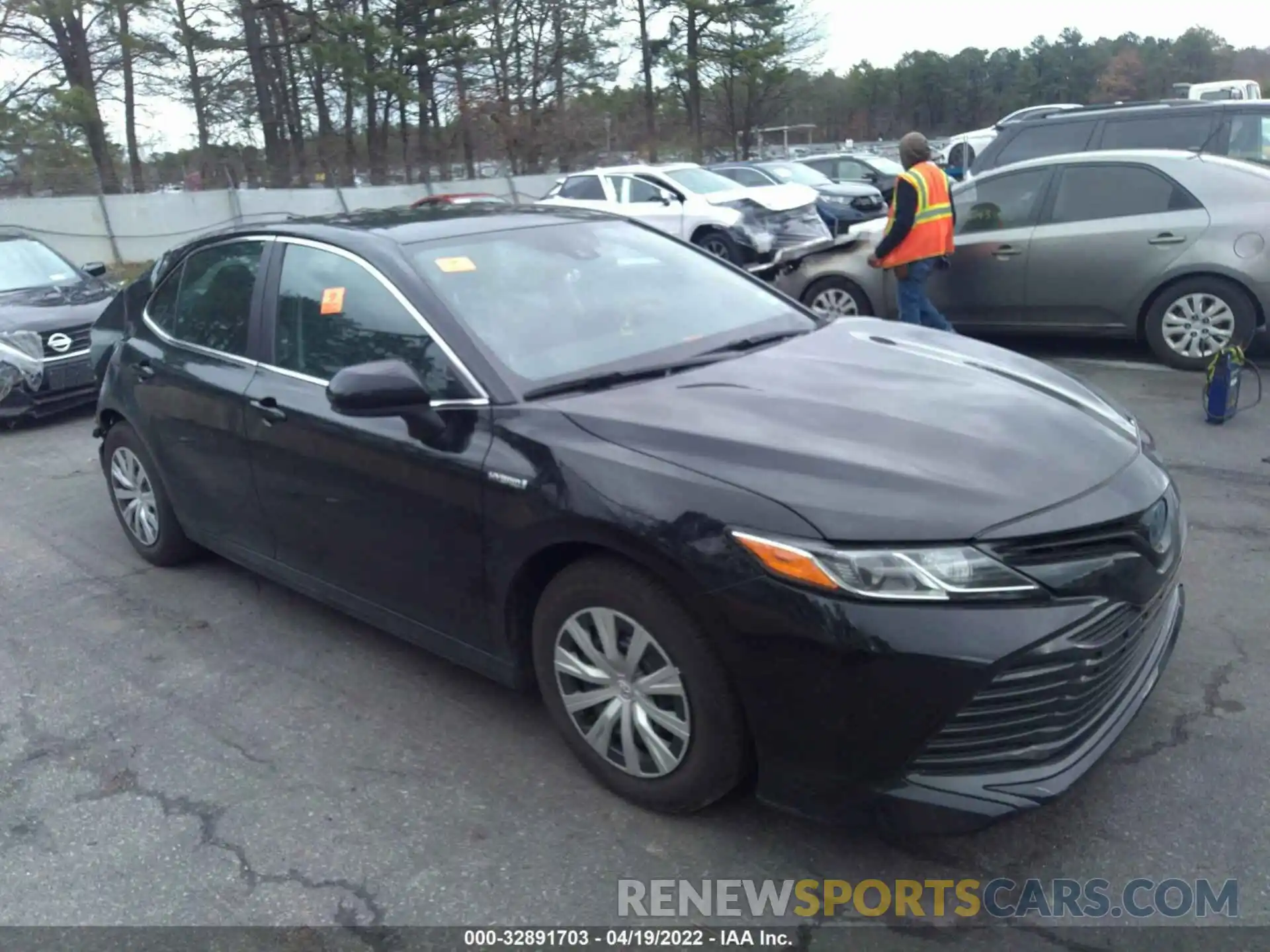 1 Photograph of a damaged car 4T1C31AK8LU532048 TOYOTA CAMRY 2020