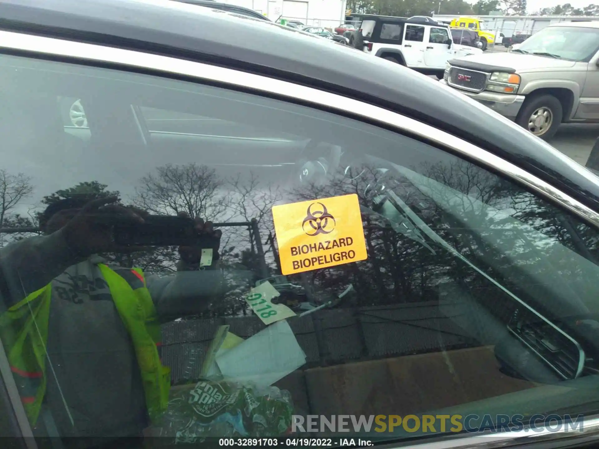 8 Photograph of a damaged car 4T1C31AK8LU532048 TOYOTA CAMRY 2020