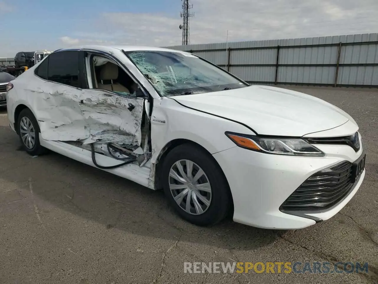 4 Photograph of a damaged car 4T1C31AK9LU012716 TOYOTA CAMRY 2020