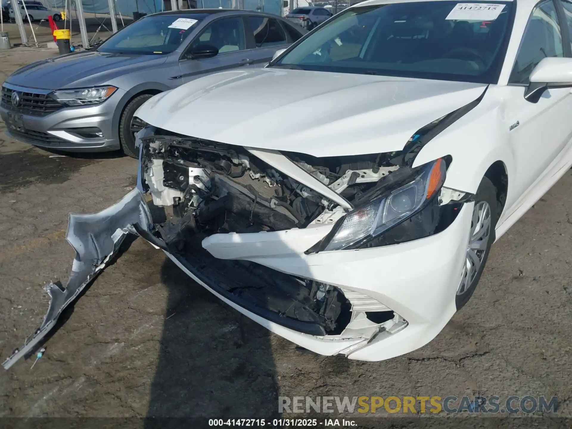 6 Photograph of a damaged car 4T1C31AK9LU018418 TOYOTA CAMRY 2020