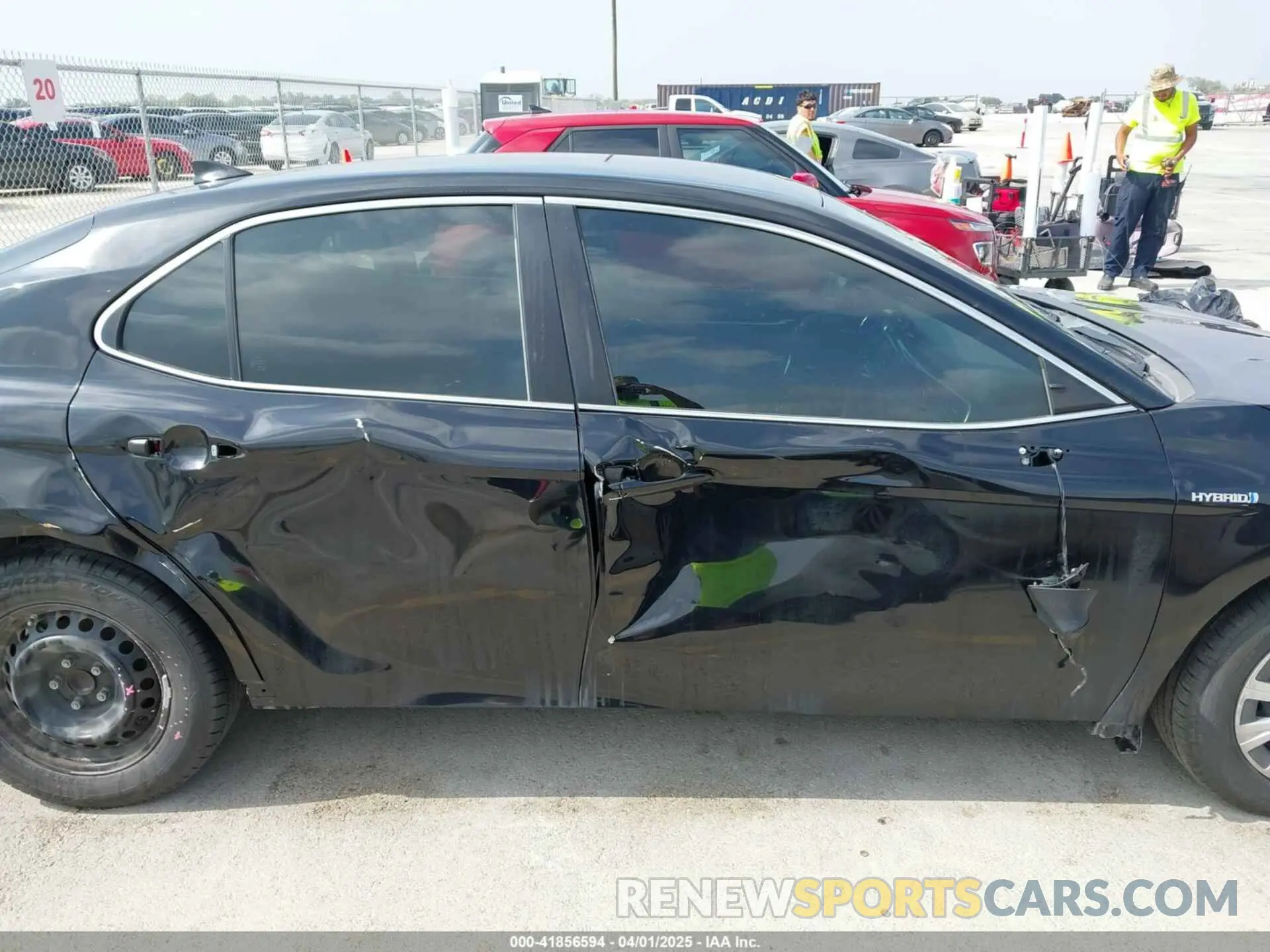 14 Photograph of a damaged car 4T1C31AK9LU019648 TOYOTA CAMRY 2020