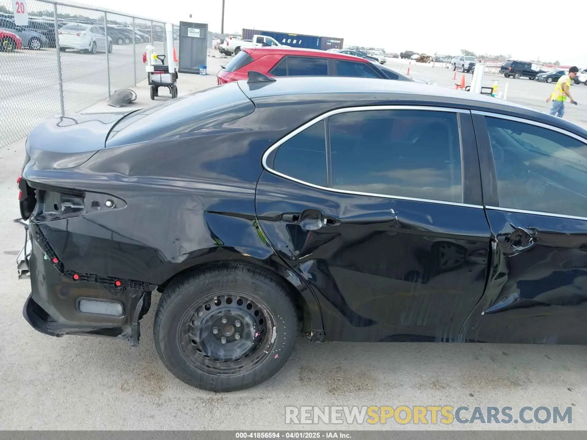 18 Photograph of a damaged car 4T1C31AK9LU019648 TOYOTA CAMRY 2020