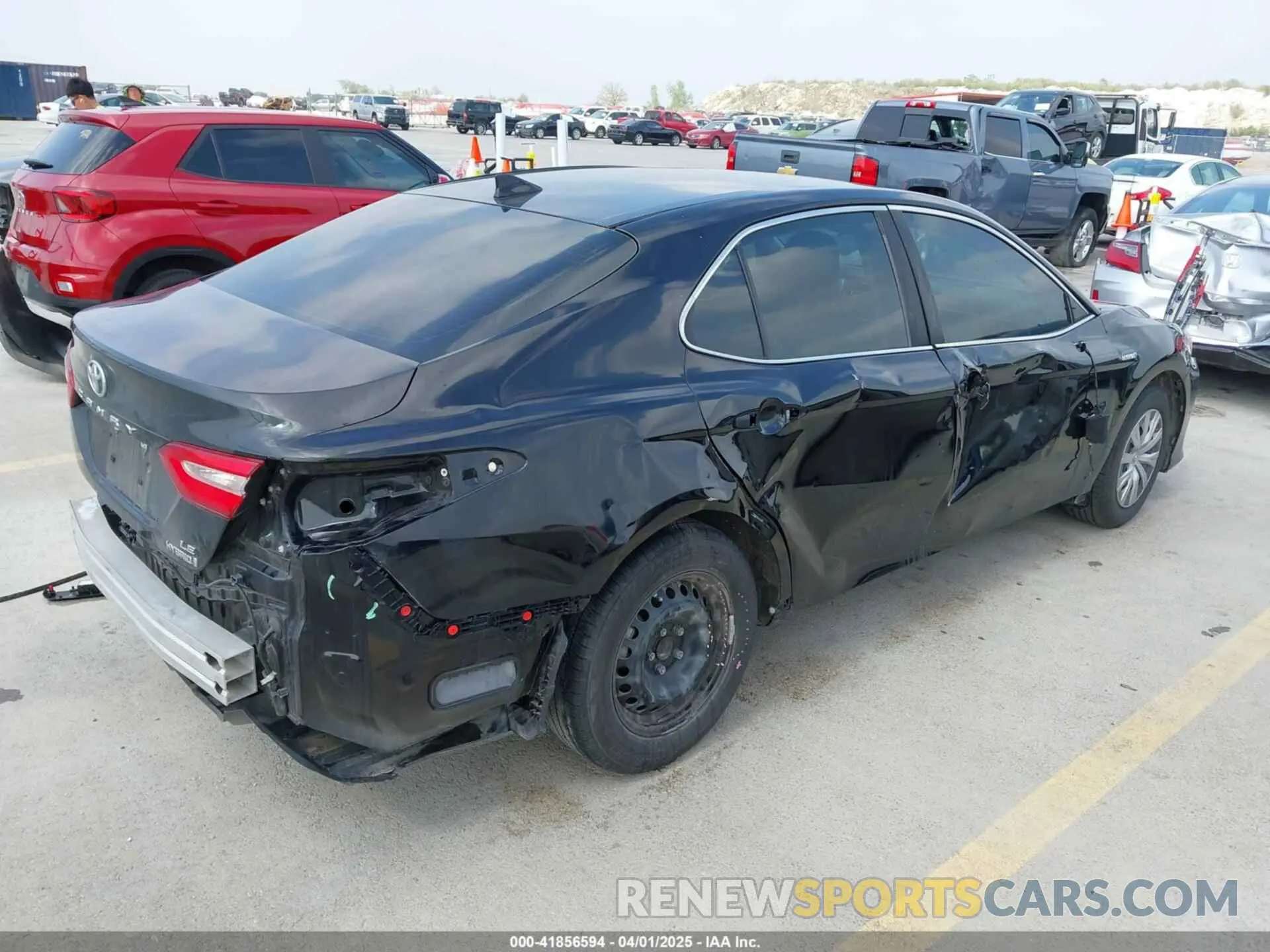 4 Photograph of a damaged car 4T1C31AK9LU019648 TOYOTA CAMRY 2020