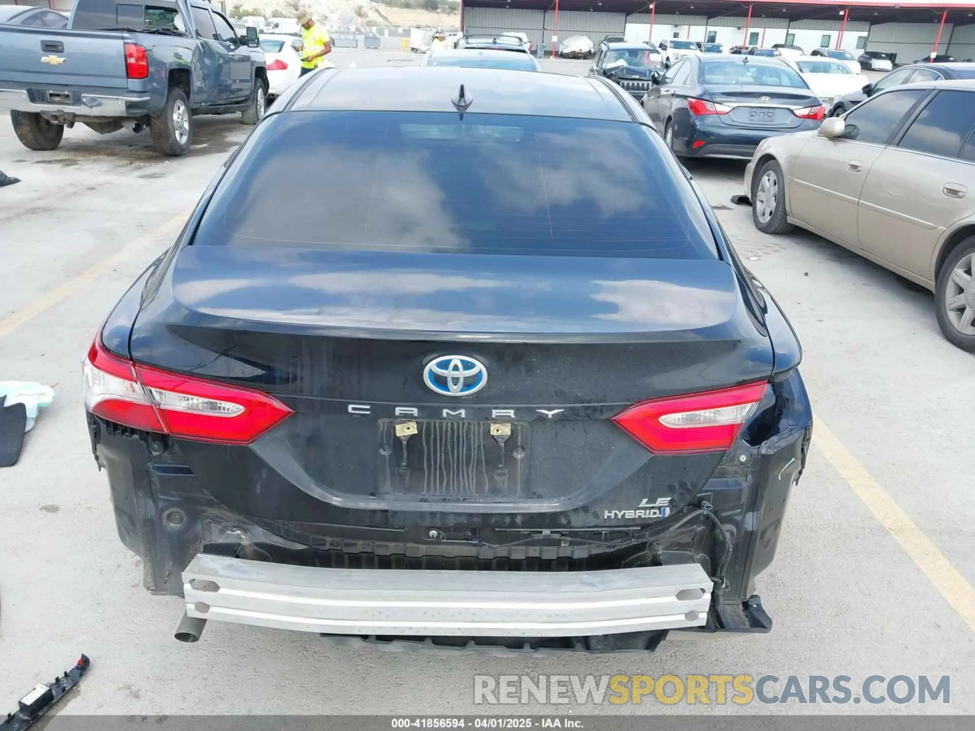 6 Photograph of a damaged car 4T1C31AK9LU019648 TOYOTA CAMRY 2020