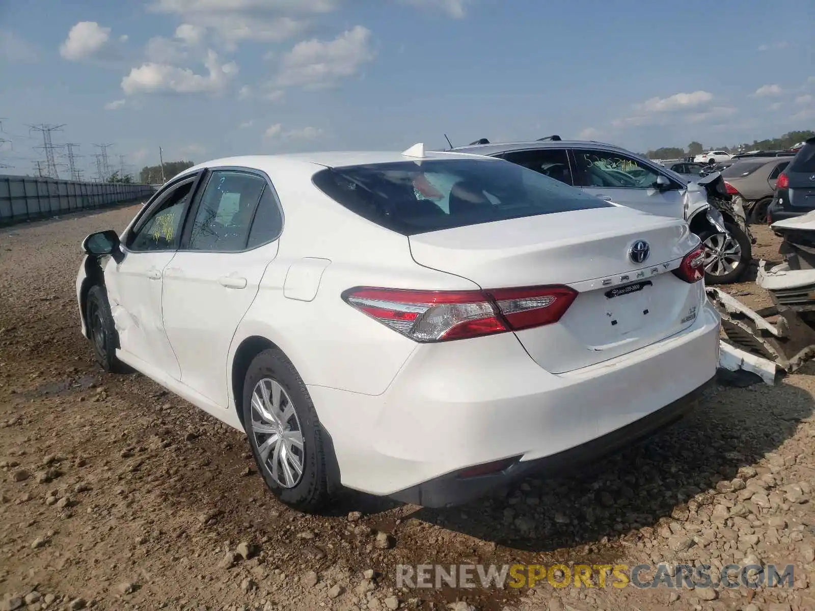 3 Photograph of a damaged car 4T1C31AK9LU522628 TOYOTA CAMRY 2020