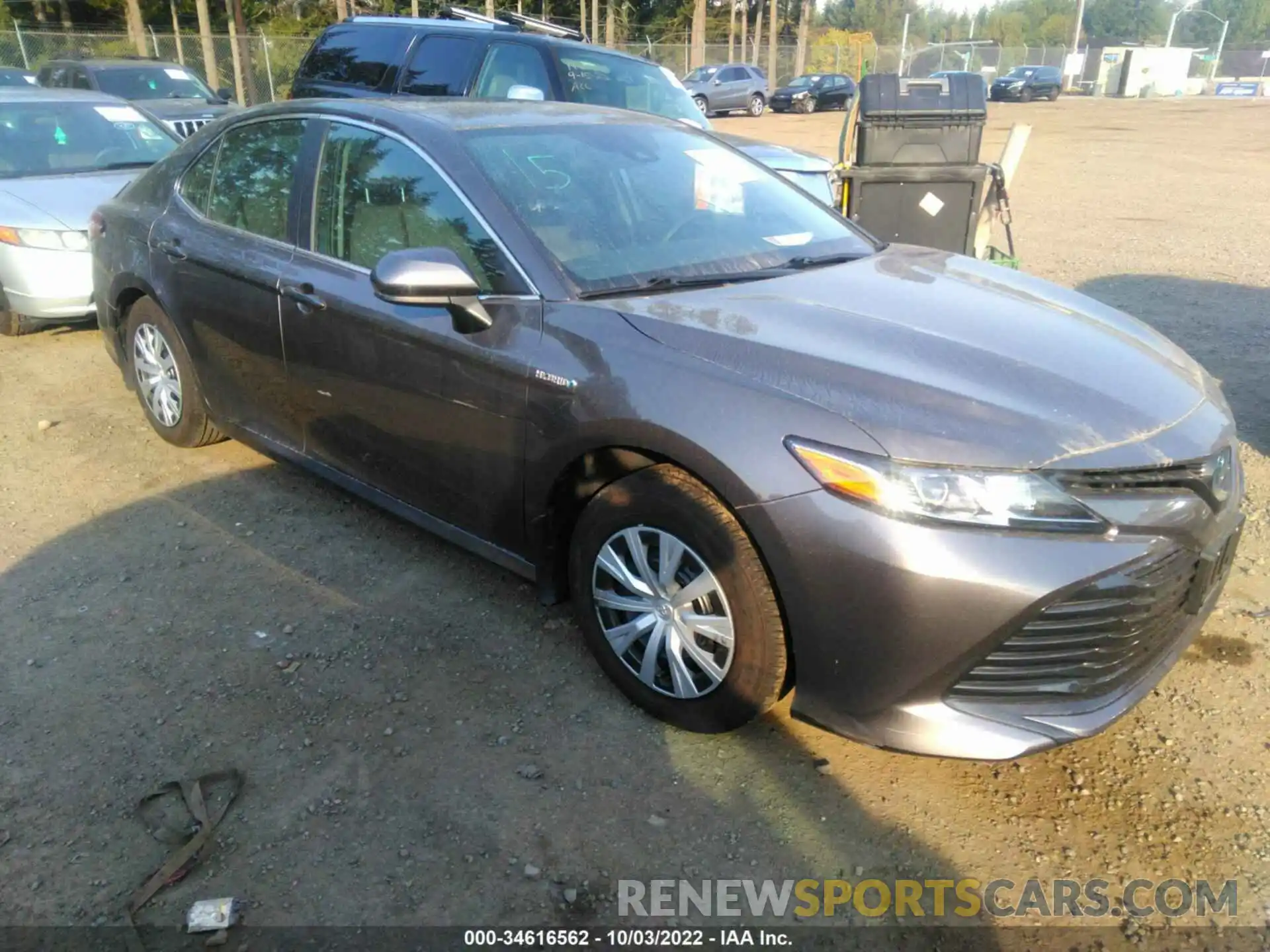 1 Photograph of a damaged car 4T1C31AK9LU526419 TOYOTA CAMRY 2020