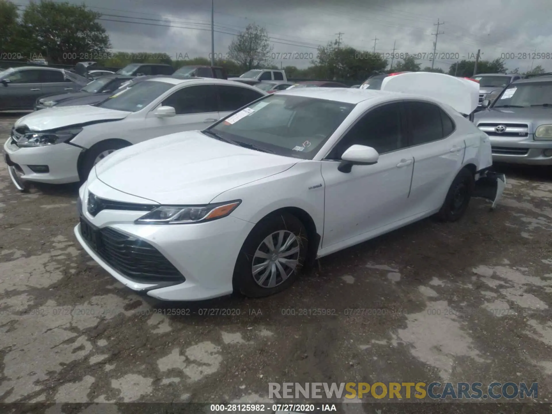 2 Photograph of a damaged car 4T1C31AK9LU533600 TOYOTA CAMRY 2020