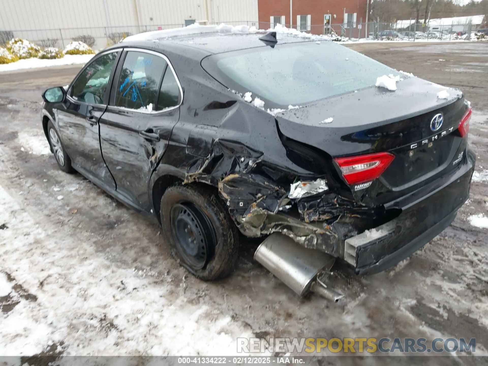 3 Photograph of a damaged car 4T1C31AK9LU537310 TOYOTA CAMRY 2020