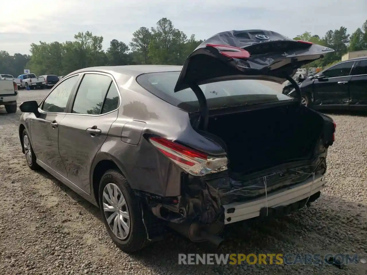 3 Photograph of a damaged car 4T1C31AK9LU542619 TOYOTA CAMRY 2020