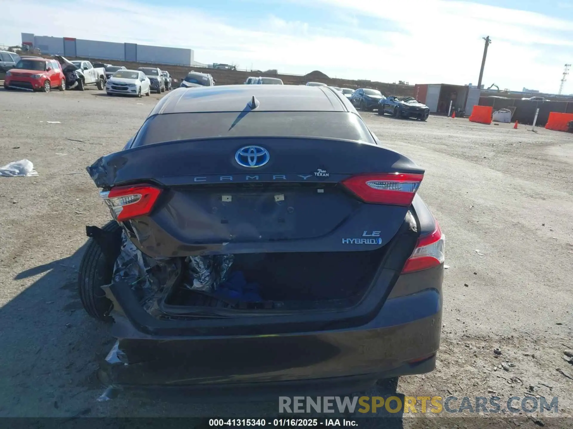 15 Photograph of a damaged car 4T1C31AKXLU011400 TOYOTA CAMRY 2020