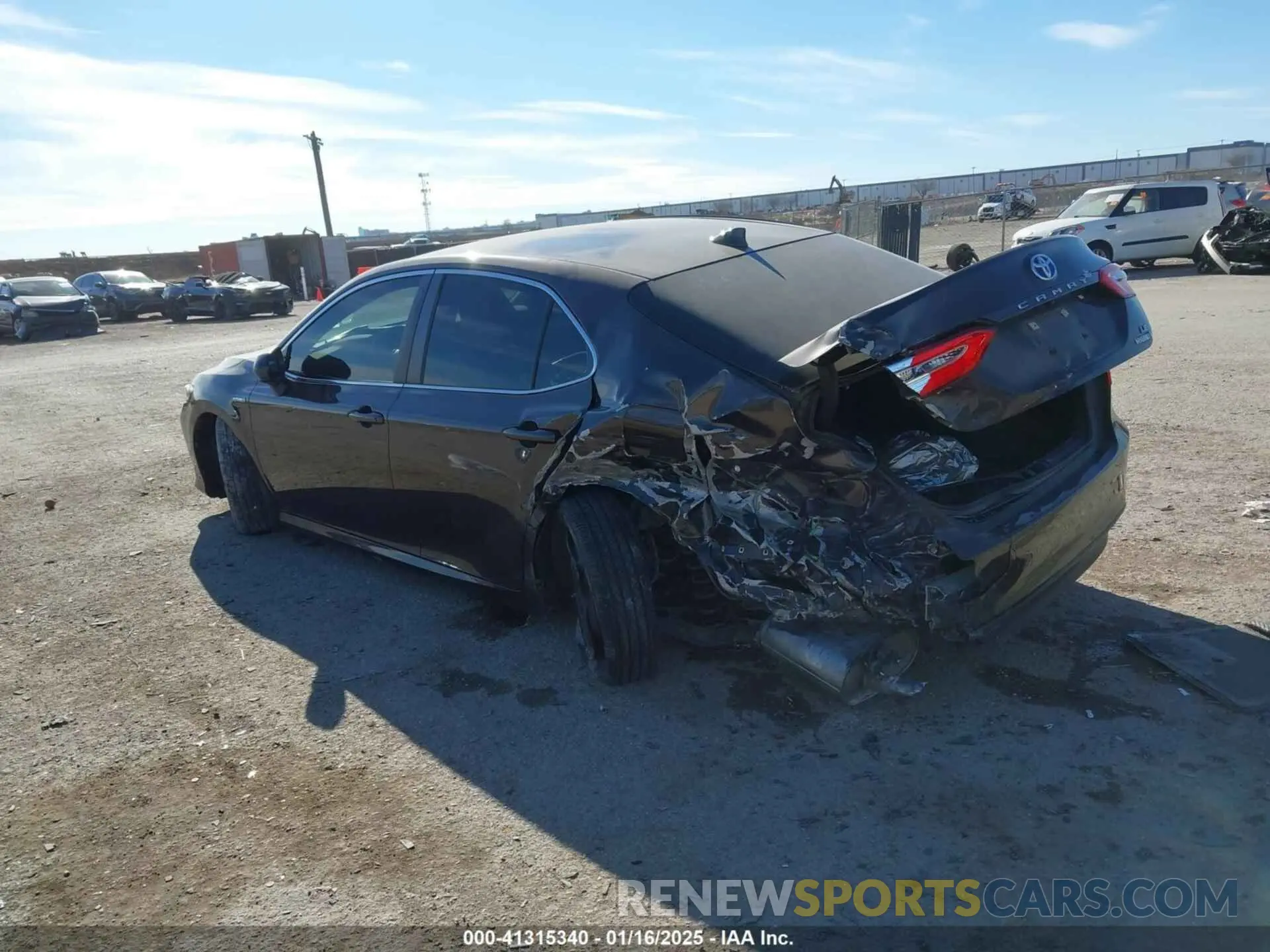 3 Photograph of a damaged car 4T1C31AKXLU011400 TOYOTA CAMRY 2020