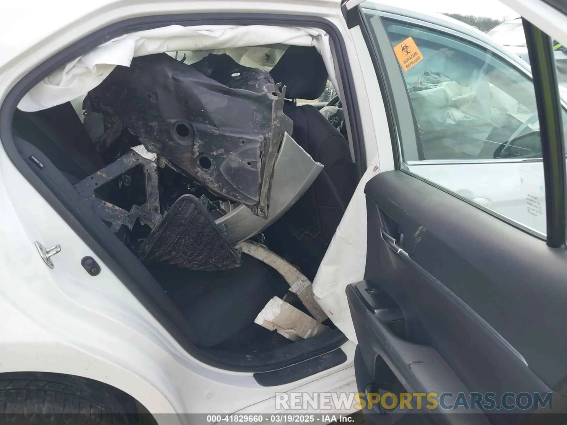 8 Photograph of a damaged car 4T1C31AKXLU019674 TOYOTA CAMRY 2020