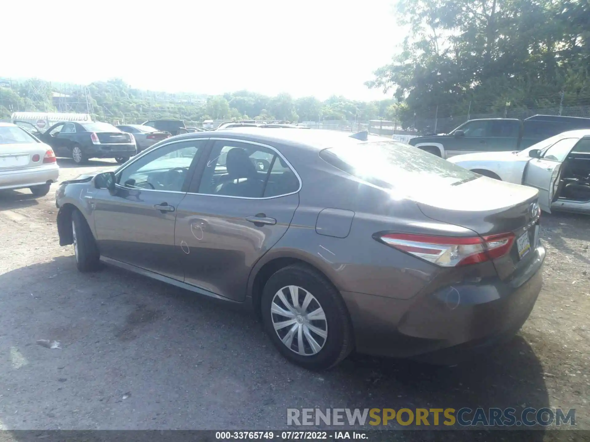 3 Photograph of a damaged car 4T1C31AKXLU523500 TOYOTA CAMRY 2020