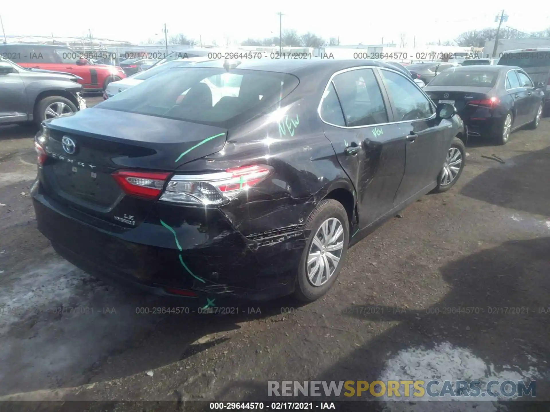 4 Photograph of a damaged car 4T1C31AKXLU537882 TOYOTA CAMRY 2020