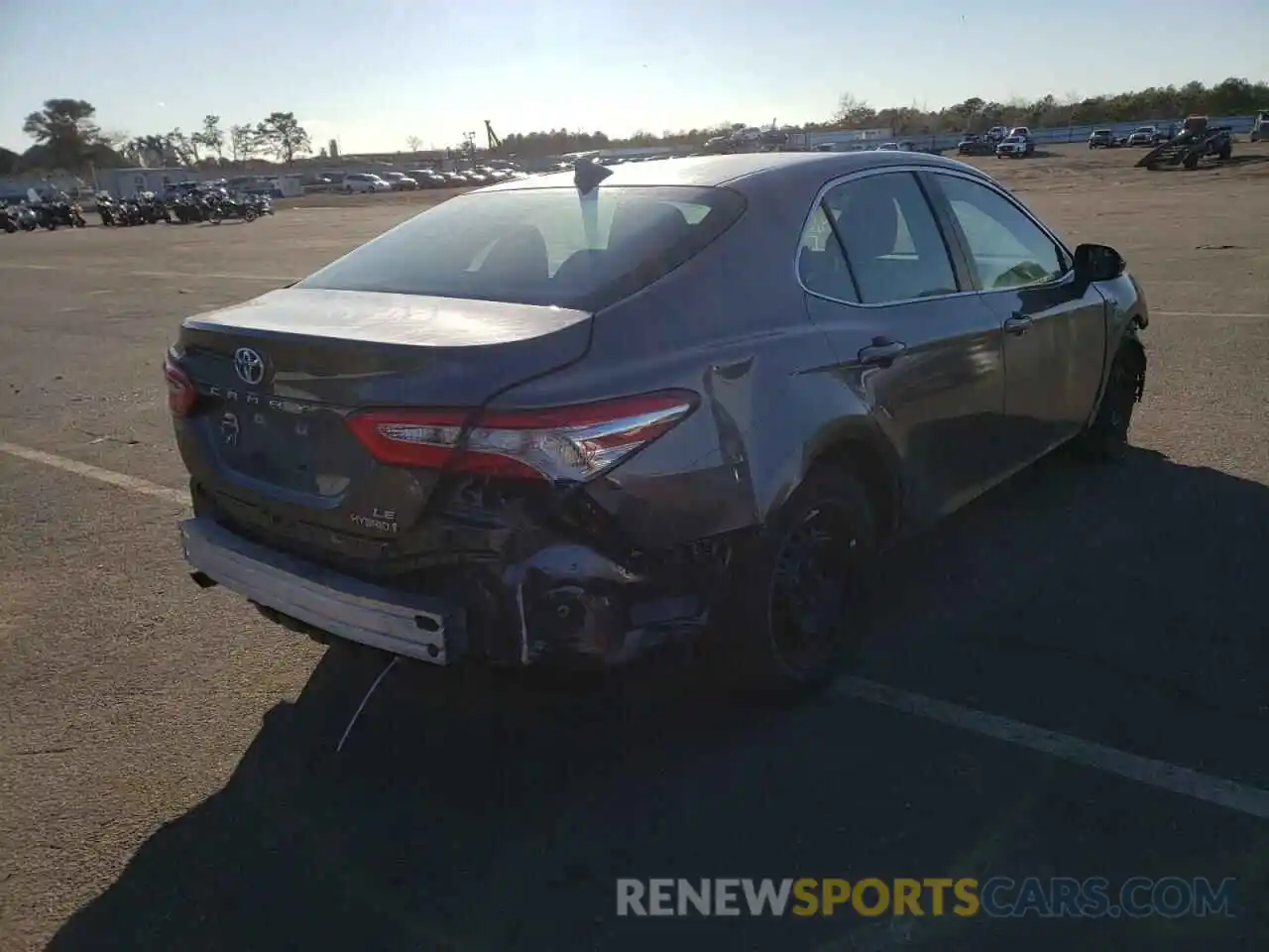 4 Photograph of a damaged car 4T1C31AKXLU545237 TOYOTA CAMRY 2020