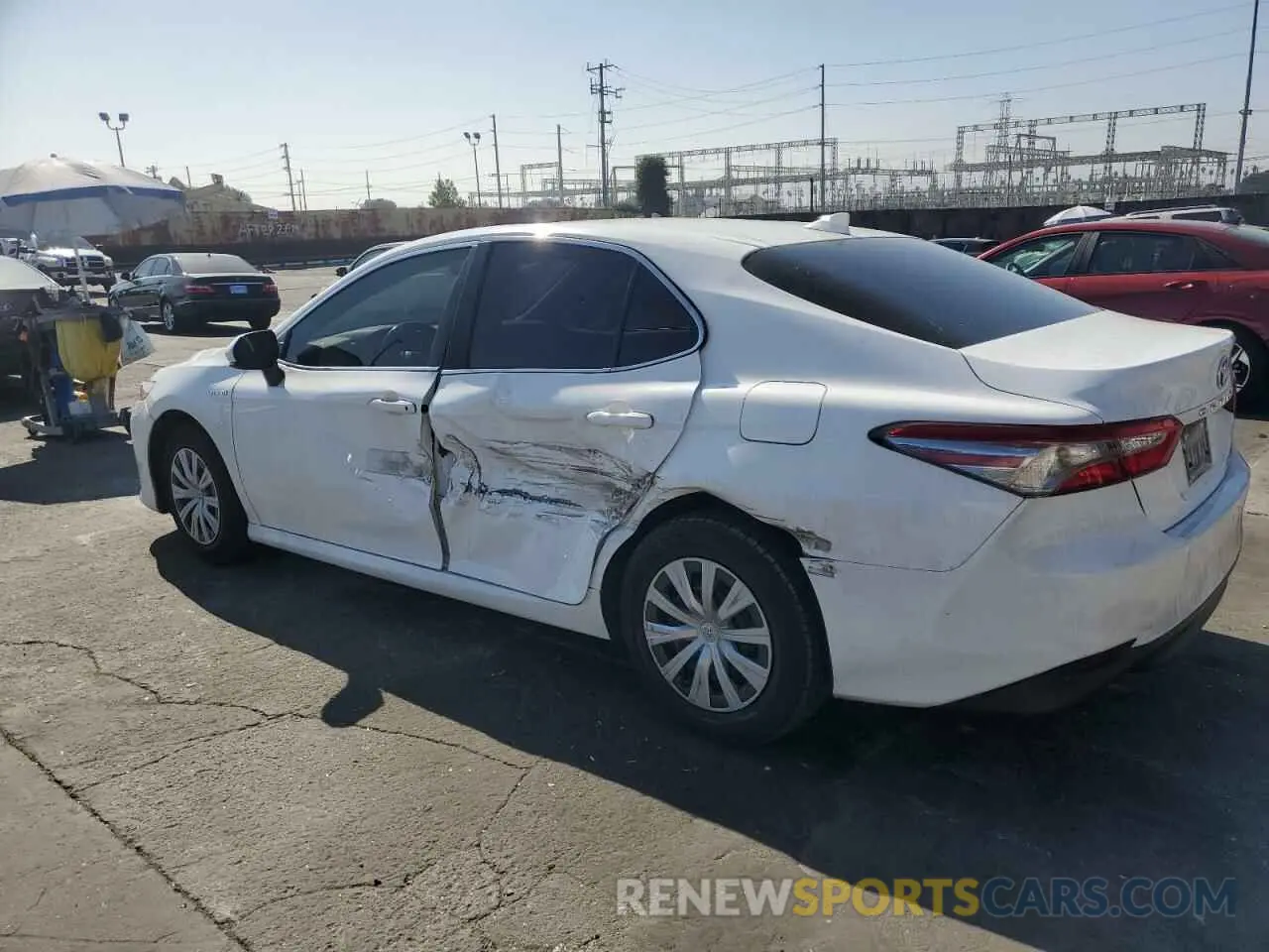 2 Photograph of a damaged car 4T1C31AKXLU546310 TOYOTA CAMRY 2020