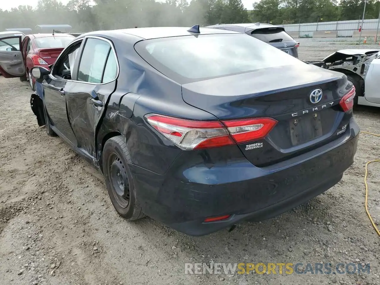 3 Photograph of a damaged car 4T1E31AK2LU010265 TOYOTA CAMRY 2020