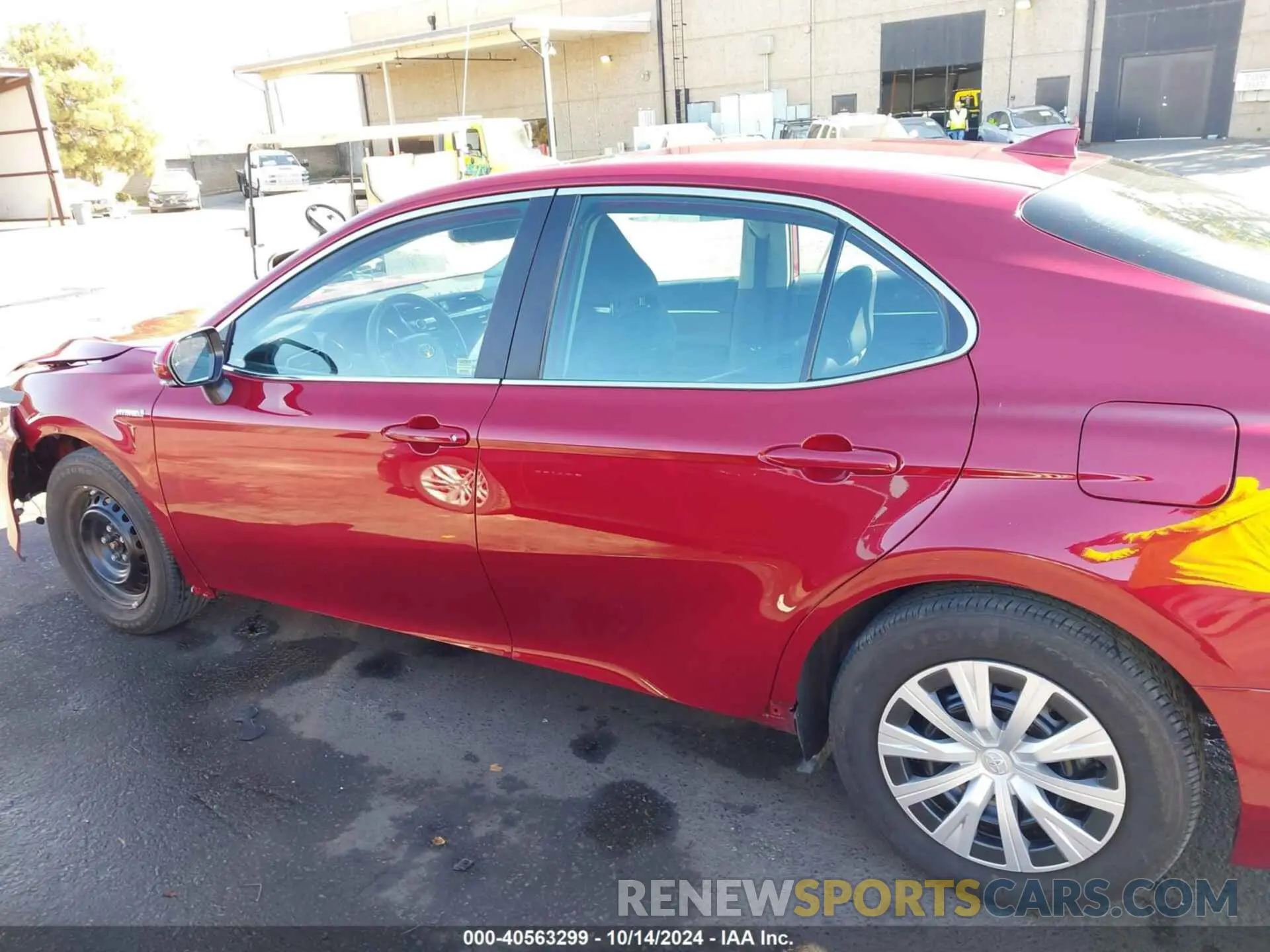 15 Photograph of a damaged car 4T1E31AK7LU545138 TOYOTA CAMRY 2020