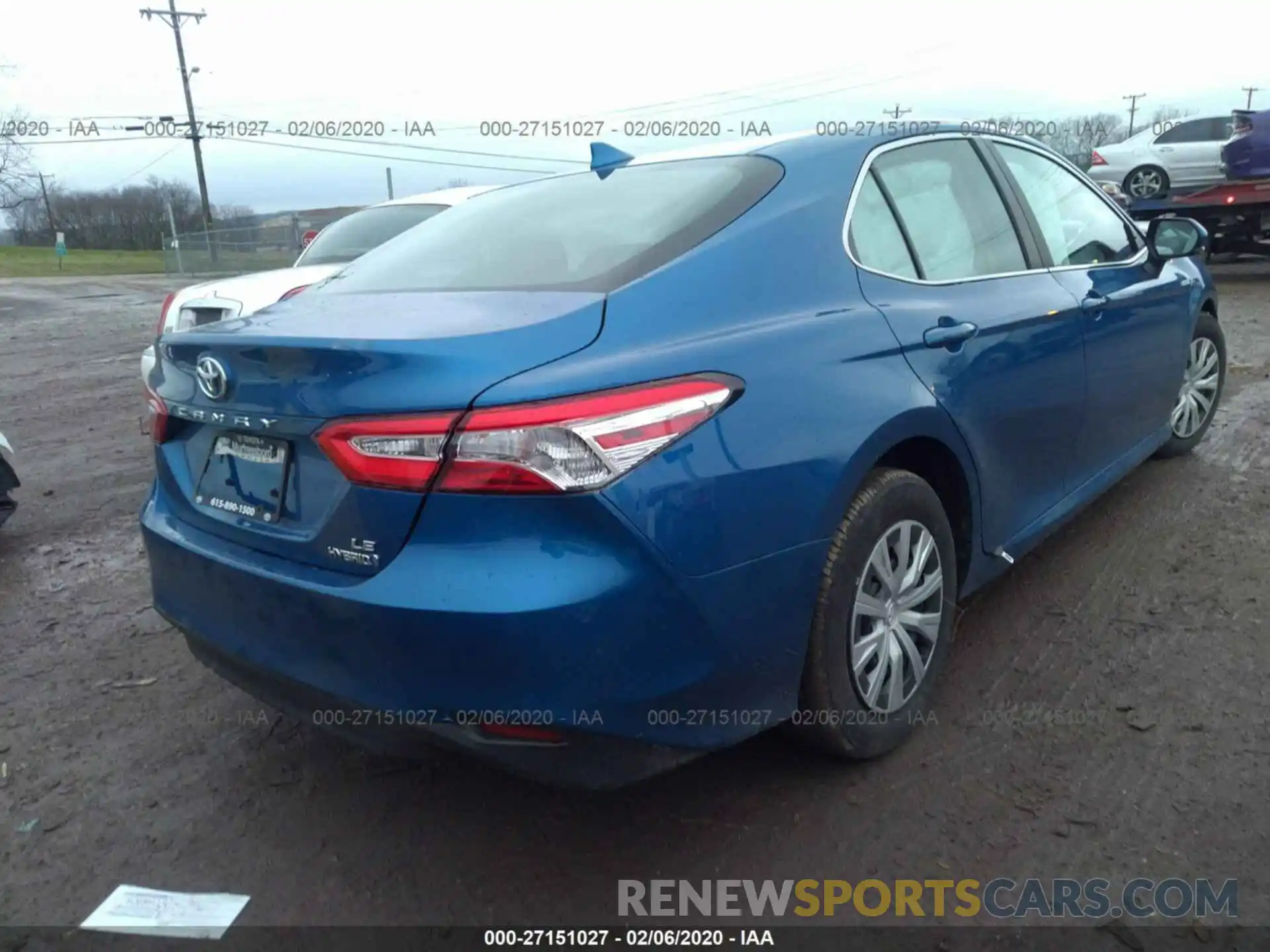 4 Photograph of a damaged car 4T1E31AK8LU010352 TOYOTA CAMRY 2020