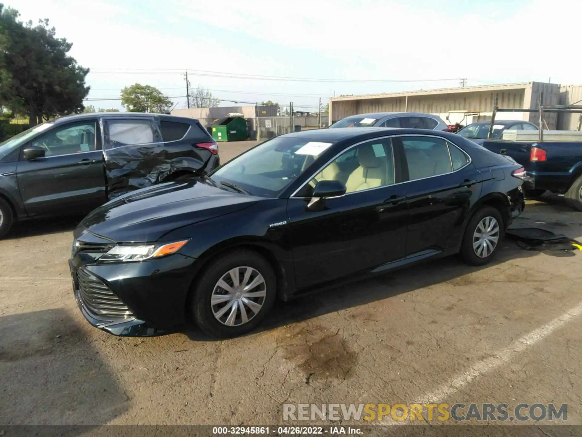 2 Photograph of a damaged car 4T1E31AK9LU019397 TOYOTA CAMRY 2020