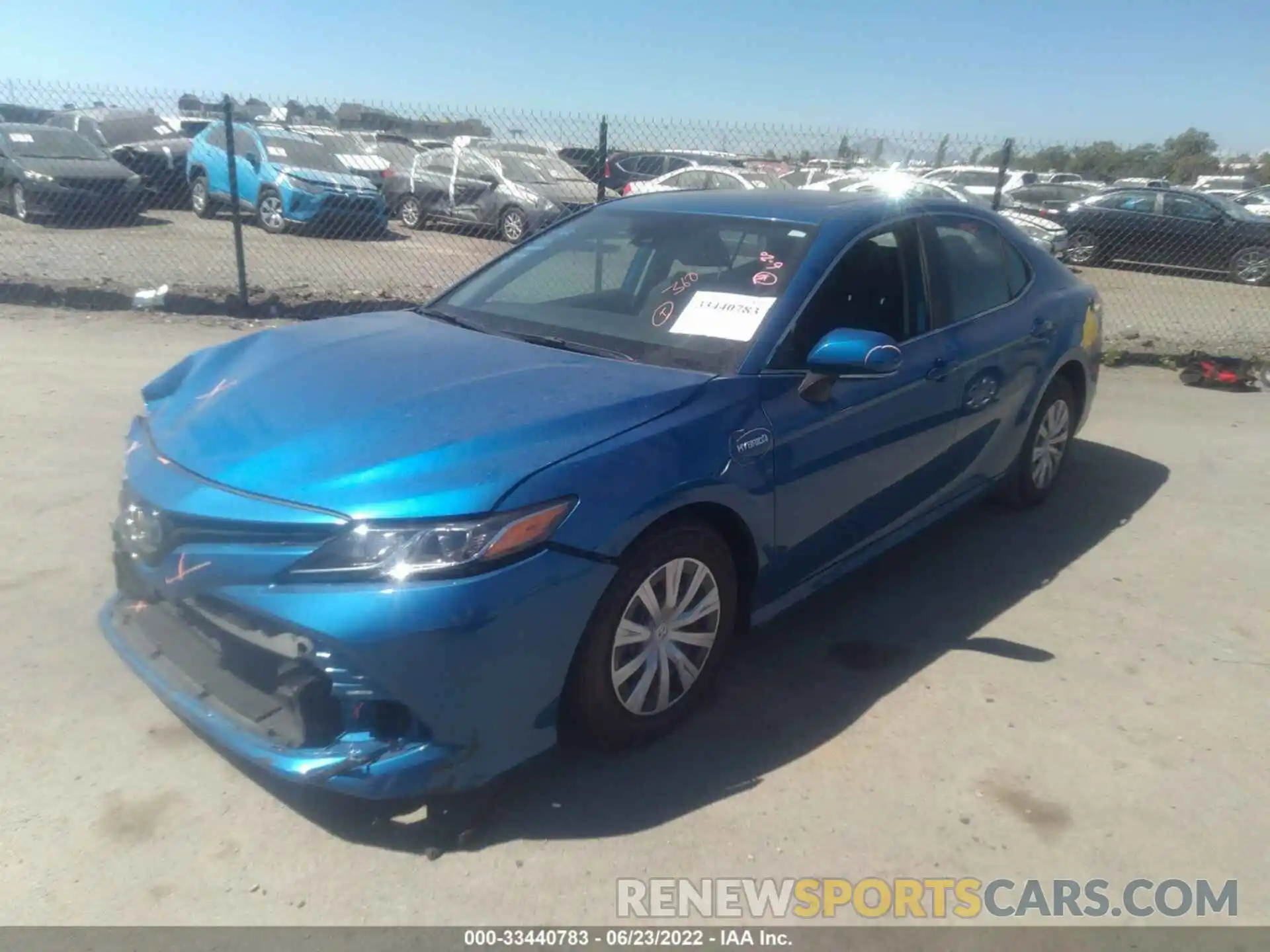 2 Photograph of a damaged car 4T1E31AKXLU009137 TOYOTA CAMRY 2020